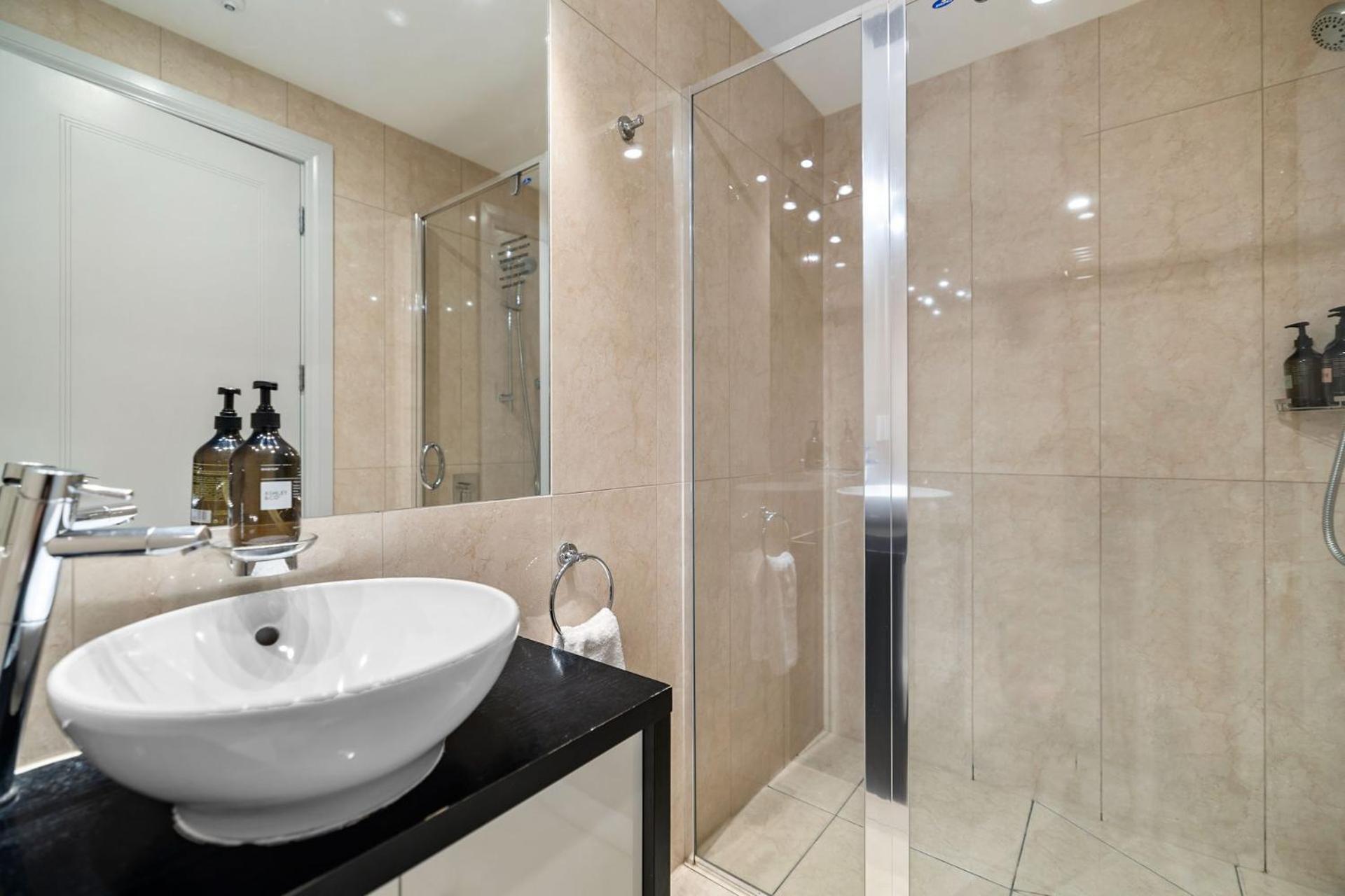 Lakefront Luxury 912 The Beacon 3 Bedroom Квінстаун Екстер'єр фото